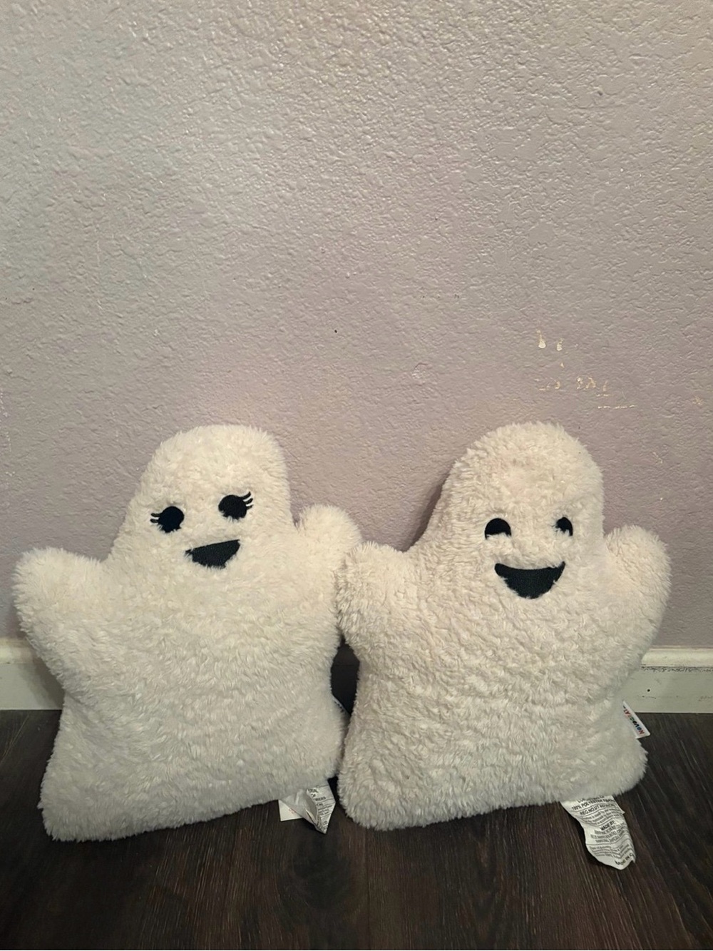 Halloween ghost decor pillows
